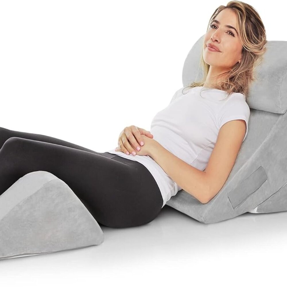 *NEW* 4pc Wedge Pillows Set